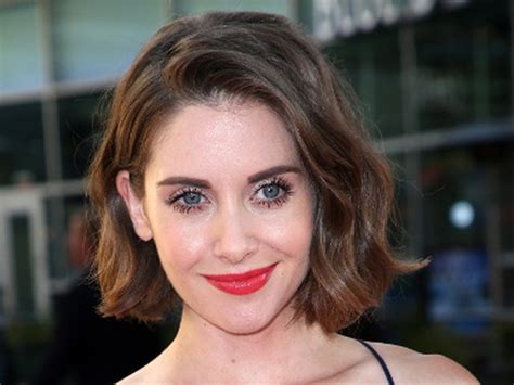 allison brie nide|Alison Bries nudist past helped me prepare for naked。